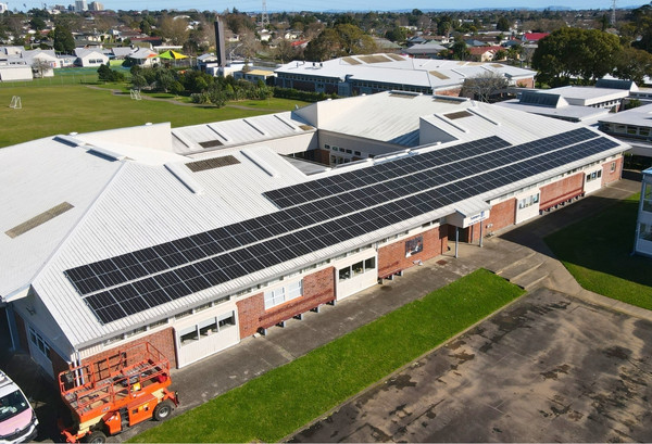 Tangaroa college going solar with lighfroce solar